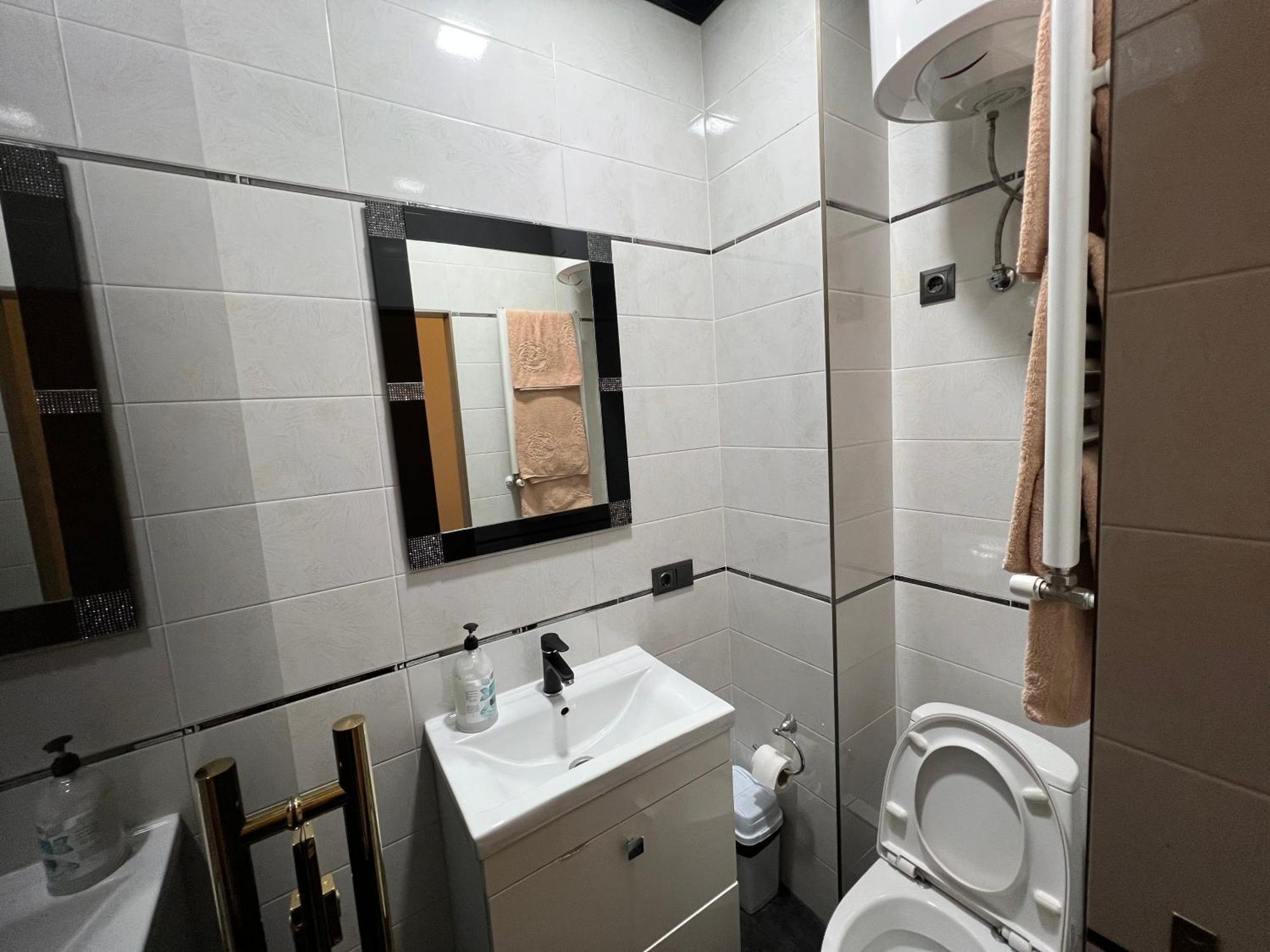 Center Apartment Chişinau Exteriör bild